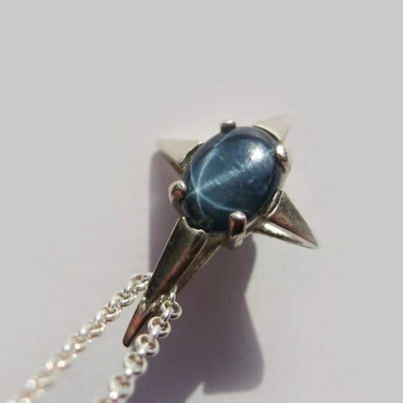 Natural Star Sapphire In Sterling Silver "Northern Star" Pendant. 2.34ct. - Picture 9 of 10